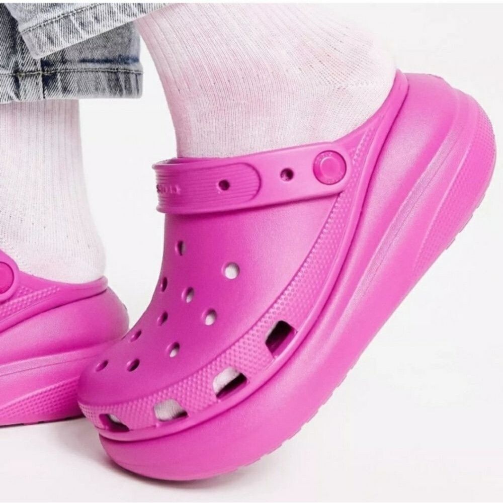 Crocs Classic Crush Clog Hot Pink NWT 10 Lightweight Comfort Shoes | Barbiecore - Picture 6 of 16